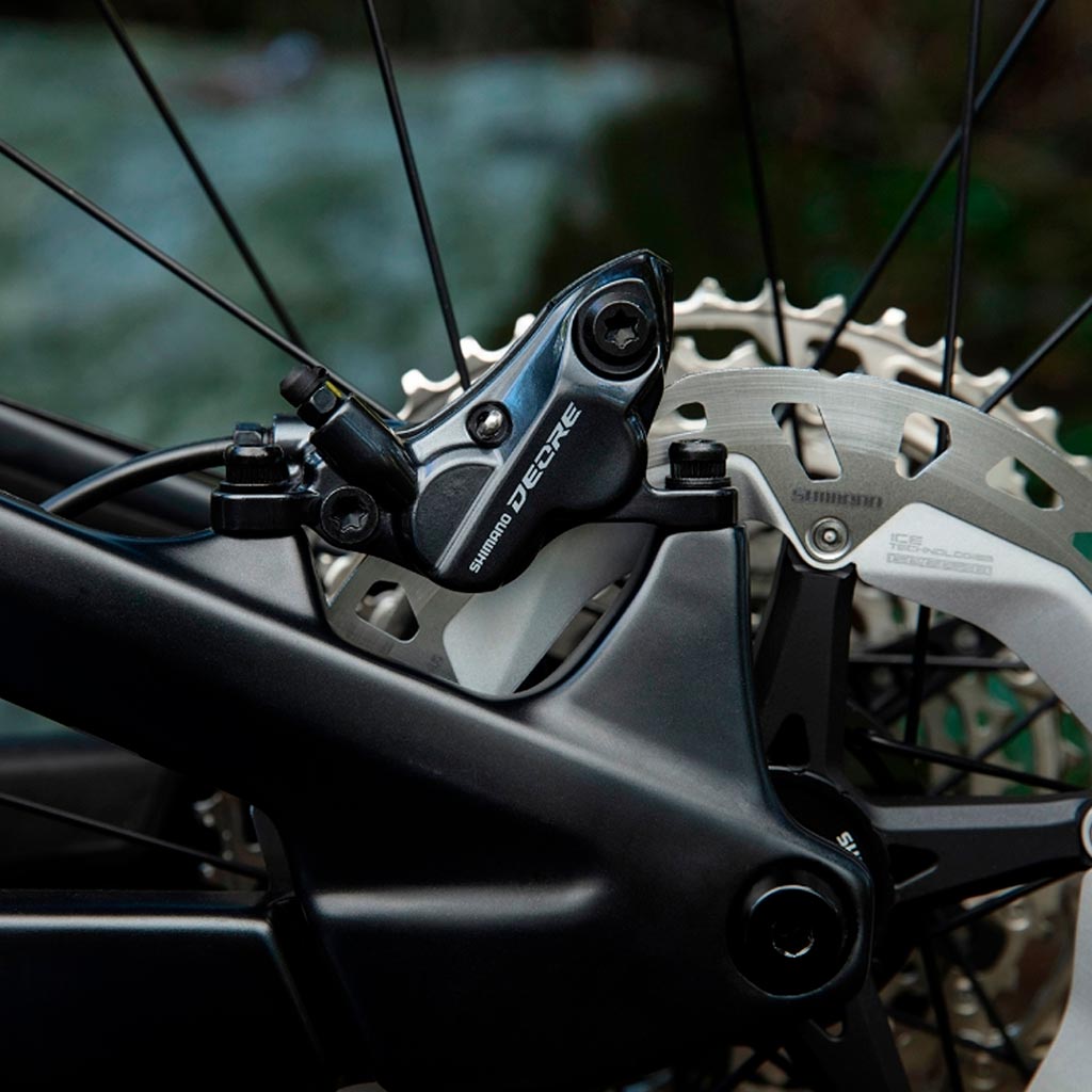 Set de freno hidráulico delantero SHIMANO BL-M6100 / BL-M6120 (Incluye palanca, línea de freno, caliper y balatas de resina) - Raudor ¡Rompe tu propio récord!